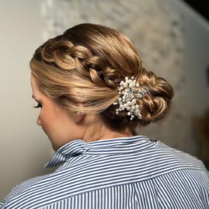 Hairstyles for Oval Shaped Faces